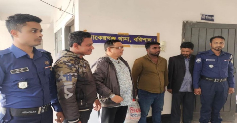 বরিশালে অপারেশন ডেভিল হান্টে আওয়ামী লীগের ৪ নেতা-গ্রেপ্তার