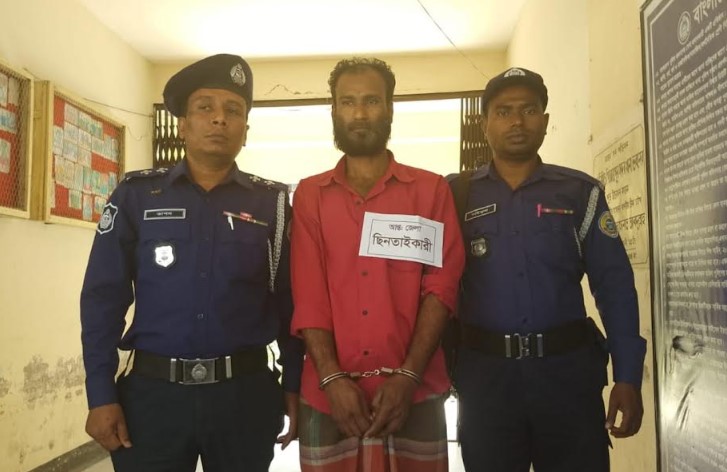 পিরোজপুরে নারীর ওপর হামলা করে স্বর্ণ ছিনতাই, আটক চোর