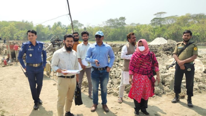 কৃষি জমির মাটি ইট ভাটায় ব্যবহার, দুই লাখ টাকা জরিমানা