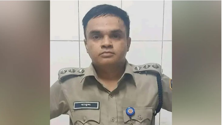 নারীসহ মাদক নিয়ন্ত্রণ কর্মকর্তার ইয়াবা সেবনের ছবি ভাইরাল