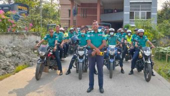 ঈদ উপলক্ষে বরিশাল এয়ারপোর্ট থানার বিশেষ পুলিশি মহড়া