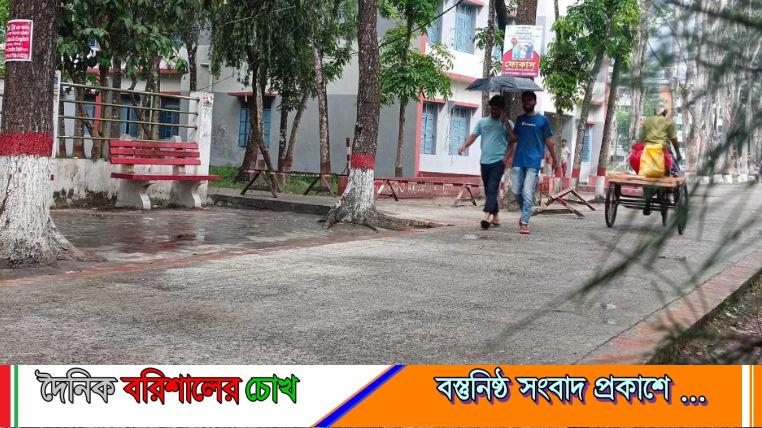 বরিশালে বৈশাখের প্রথমদিনে বৃষ্টি, স্বস্তিতে জনজীবন