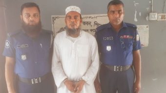 পিরোজপুরে দাখিল পরীক্ষায় নকল সরবরাহ: শিক্ষকের কারাদণ্ড