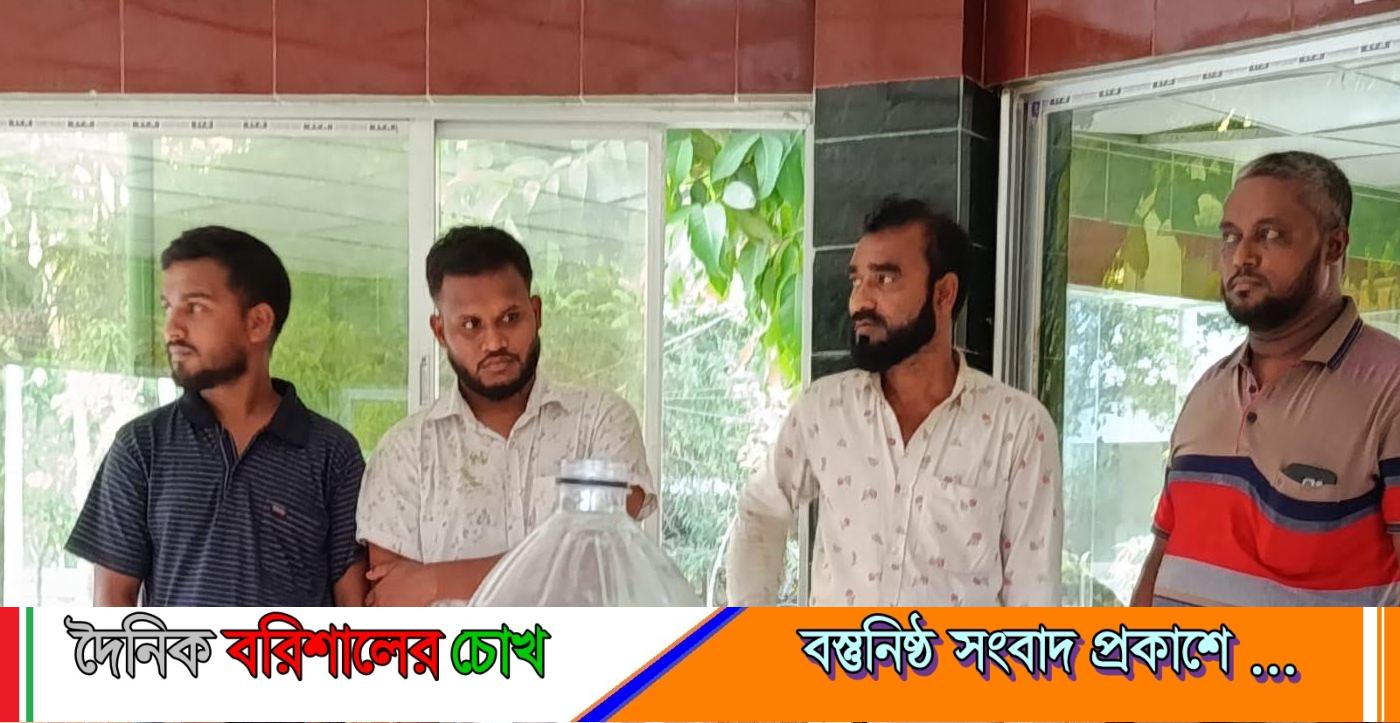 হিজলায় পুলিশের হাতে ৪ জুয়াড়ী আটক