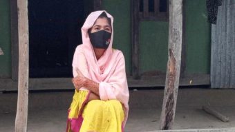 বরগুনায় এসএসসি পরীক্ষা না দিয়ে প্রেমিকের বাড়িতে অনশনে কিশোরী