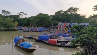 মহাজনের দাদনের কাছে জিম্মি দশমিনার জেলেরা