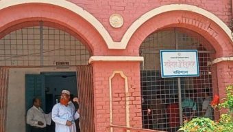 বরিশালে বীর মুক্তিযোদ্ধাকে নিয়ে আপত্তিকর মন্তব্য, সাইবার ট্রাইব্যুনালে মামলা