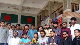বরিশাল বিশ্ববিদ্যালয়ে ভিসি’র অপসারণের দাবিতে শিক্ষার্থীদের আন্দোলন