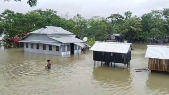 পটুয়াখালীতে নিম্নচাপের প্রভাবে পানিবন্দি ৪ শতাধিক পরিবার