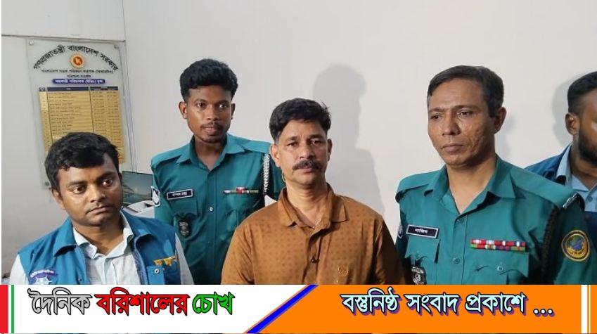 ‍বরিশাল বিআরটিএ অফিসে দুদকের অভিযান, দালাল আটক