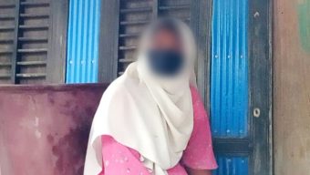পিরোজপুরে স্ত্রীর স্বীকৃতির দাবিতে প্রেমিকের বাড়িতে তরুণীর অনশন