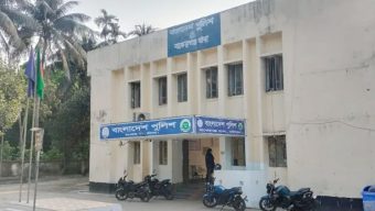 বরিশালে গভীর রাতে গৃহবধূকে কুপিয়ে হত্যা