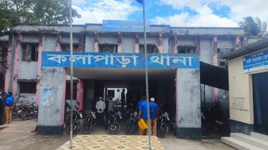 পটুয়াখালীতে শিক্ষার্থীর ঝুলন্ত মরদেহ উদ্ধার