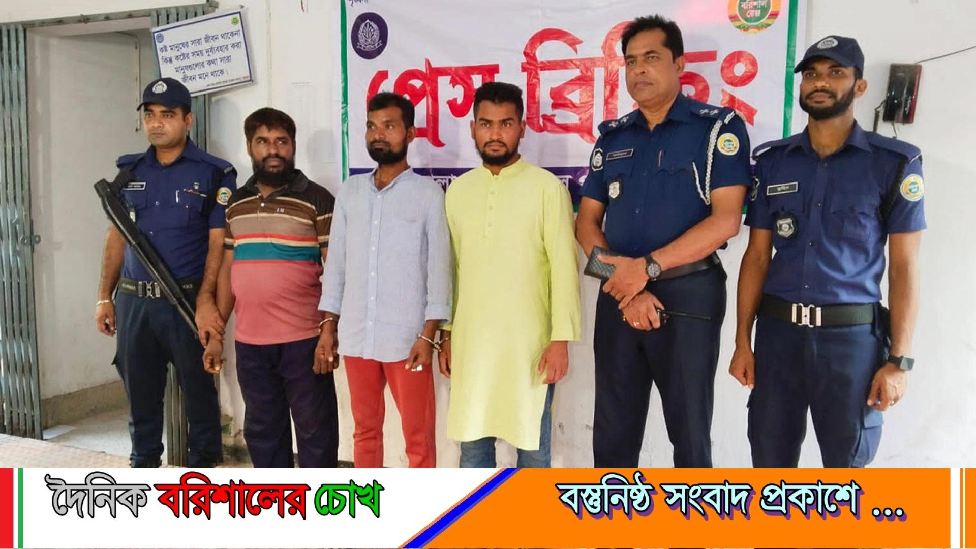 ভোলায় ডিম বাছাইকে কেন্দ্র করে দোকানিকে ছুরিকাঘাত