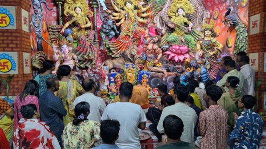 বরিশালে উৎসবমুখর পরিবেশে অনুষ্ঠিত হচ্ছে বিজয়াদশমী