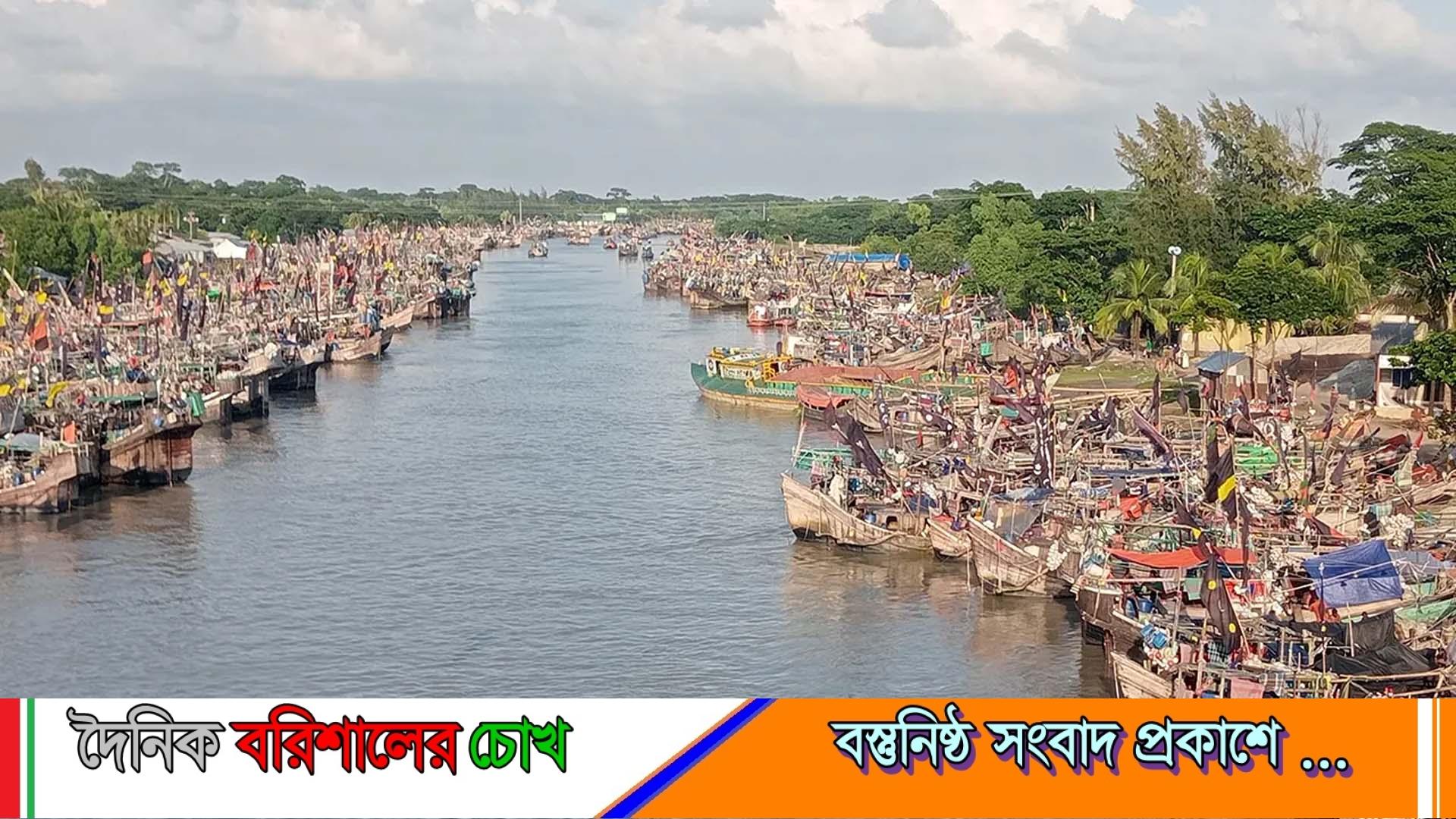 ইলিশ শিকারে নিষেধাজ্ঞা, কিস্তির গ্যাঁড়াকলে জেলেরা দিশেহারা