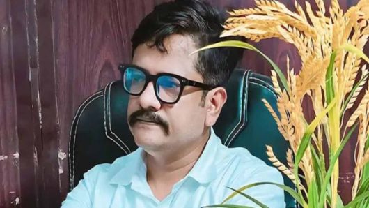 সাবেক বিএনপি নেতা বললেন, দেশে ফিরবেন শেখ হাসিনা
