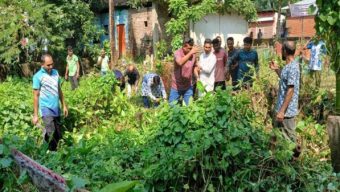 নলছিটি পৌরসভার মল্লিকপুর গোরস্থান পরিস্কার করলো পৌর স্বেচ্ছাসেবক দল