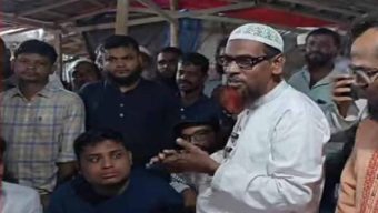 ভোরের পাখিমারা বাজারে হাজির হাসনাত আবদুল্লাহ, আনন্দে মাতোয়ারা স্থানীয়রা