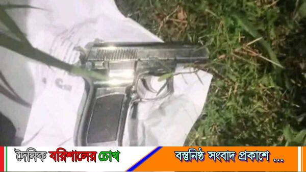 সাহসী নারীর সামনে টিকল না ছিনতাইকারীরা, অস্ত্র ফেলে দৌড়