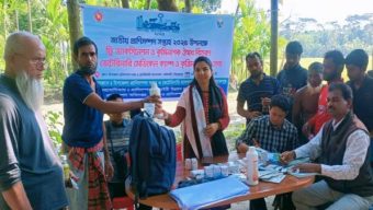 জাতীয় প্রাণী সম্পদ সপ্তাহে কাউখালীতে পশুপালকদের মাঝে ফ্রি ভ্যাকসিন ও কৃমিনাশক প্রদান