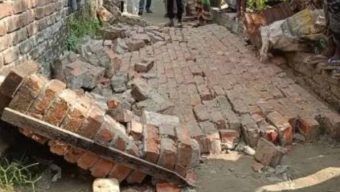 দেয়াল ধস রূপগঞ্জে: মায়ের কোলে ঝরলো শিশুর প্রাণ