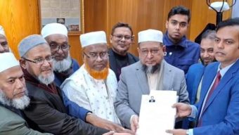 বরিশাল সদর আসনে জামায়াতের প্রার্থী হিসেবে অ্যাডভোকেট মুয়াযয্ম হোসাইন হেলালের মনোনয়ন দাখিল