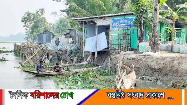 পিরোজপুরে নদী ভাঙনে হুমকিতে বাজার-সড়ক-মসজিদ