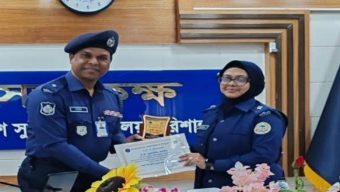 ডিসেম্বর মাসে বরিশালের শ্রেষ্ঠ ওসি নির্বাচিত বাকেরগঞ্জ থানার কে এম সোহেল রানা, পেলেন সম্মাননা