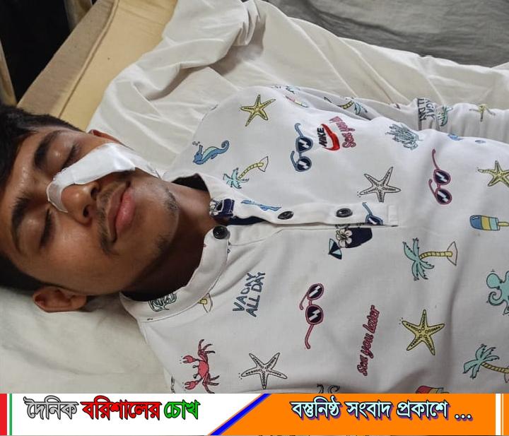 ​রায়পাশা কড়াপুরে সাবেক মেম্বার ও তাঁর সন্তানদের ওপর অতর্কিত হামলা