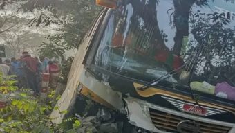 উজিরপুরে বাসচাপায় গ্রামীণ ব্যাংকের কর্মকর্তা নিহত