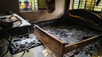 বাকেরগঞ্জে আওয়ামী লীগ নেতার বাড়িতে অগ্নিসংযোগ, তদন্তে পুলিশ