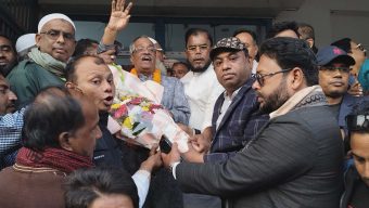 বাবুগঞ্জে শ্রমিক দল নেতৃবৃন্দের পক্ষ থেকে এমপি অ্যাডভোকেট জয়নাল আবেদীনকে অভিনন্দন