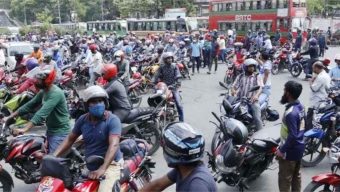 রাইড শেয়ারিং মোটরসাইকেলে দৈনিক ৫ লিটার তেল সরবরাহের নতুন নির্দেশনা